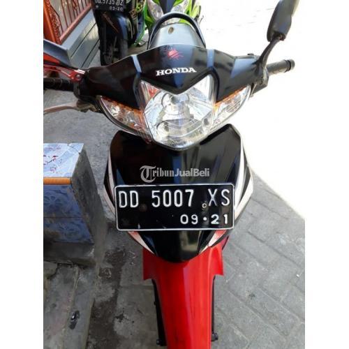 Motor Bebek Murah Honda Revo 110 Bekas Tahun 2011 Mulus Lengkap Normal - Makassar