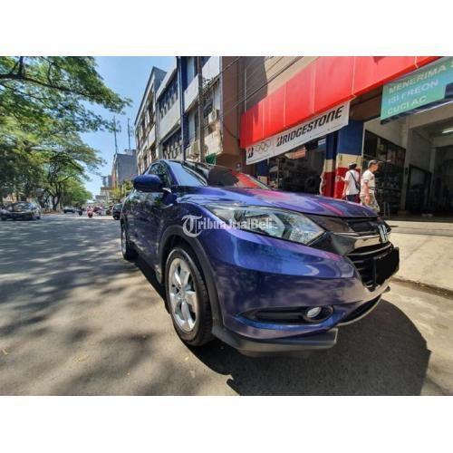 Honda HRV Tahun 2016 Warna Biru Tipe E CVT matic Sangat Mulus Pajak Panjang Harga Nego - Makassar