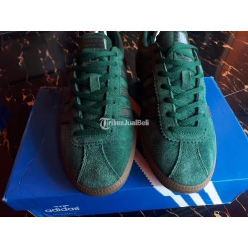 Sepatu adidas outlet bermuda