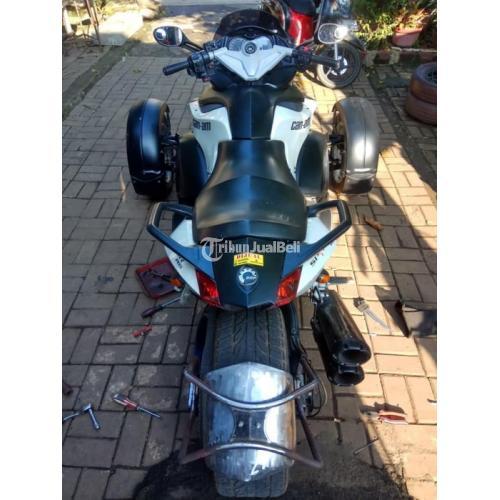 Motor Roda Tiga Murah Can Am Spyder RS Bekas Tahun 2013 Edisi Spesial Pajak Off Normal - Bogor