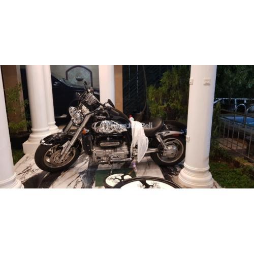 Moge Triumph Rocket Bekas 2300cc 3 Cilinder - Bogor