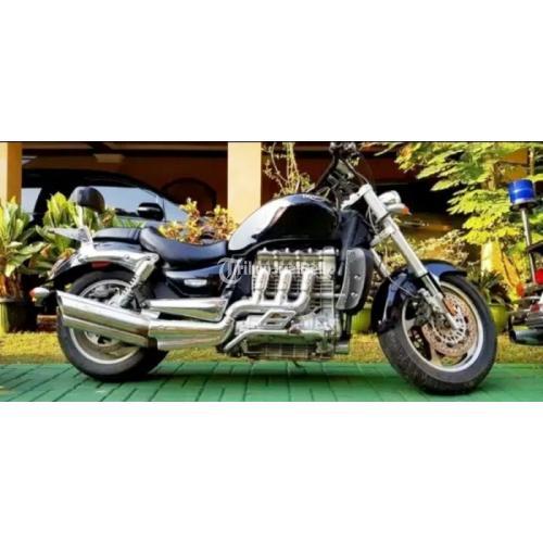 Moge Triumph Rocket Bekas 2300cc 3 Cilinder - Bogor