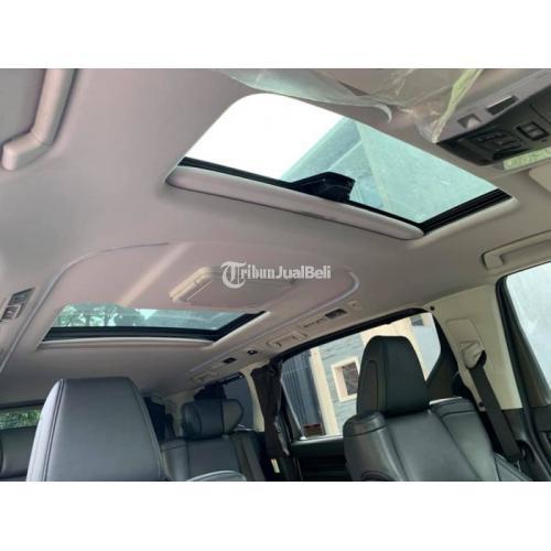 Mobil Mewah Bekas Toyota Vellfire 2.4 G Facelift AT 2018 ATPM Harga Nego - Bekasi