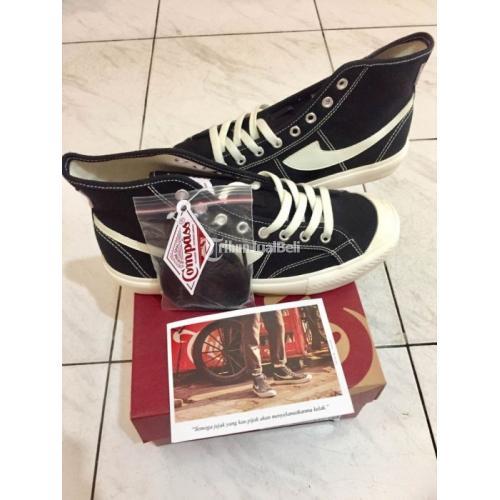 Sepatu Compass Baru Harga Rp 550K Original Size 39 Lengkap Murah - Medan