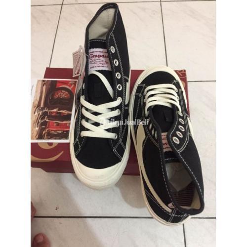 Sepatu Compass Baru Harga Rp 550K Original Size 39 Lengkap Murah - Medan