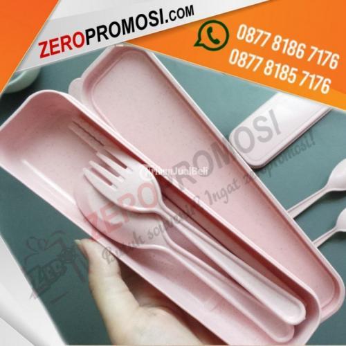 Souvenir Set Alat Makan Portable Plastik Custom Logo Murah - Tangerang