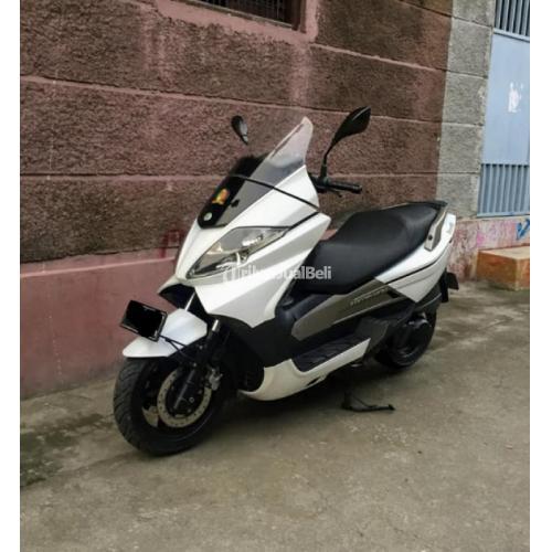 Motor BENELLI ZAFFERANO 250FI 2013 Putih Mulus Surat Lengkap Harga