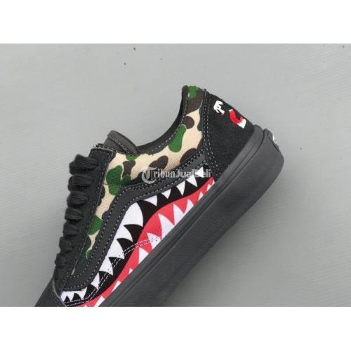 Harga clearance vans bape