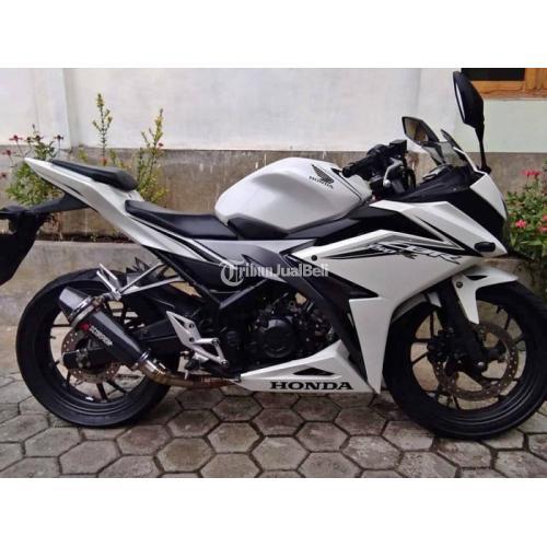 Honda CBR 150R 2017 Motor Sport Bekas Surat Lengkap Mulus di