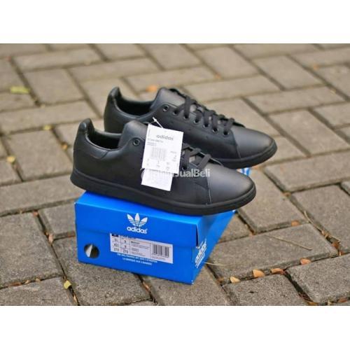 Sepatu Adidas Stan Smith Murah Full Black Sneakers Original