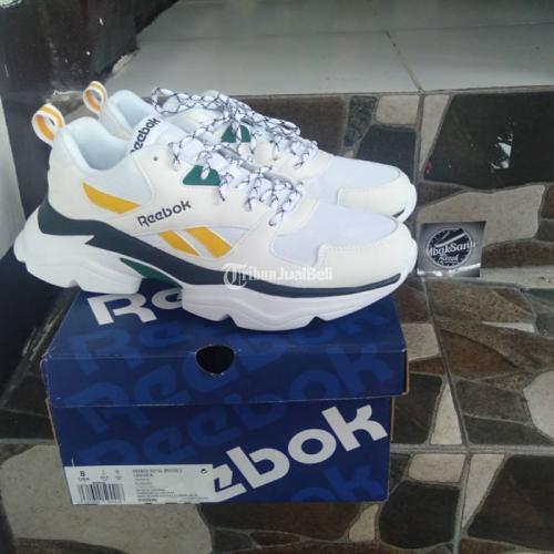 Sepatu Reebok Royal Bridge Size 38,5 di 40,5 Barang Baru di