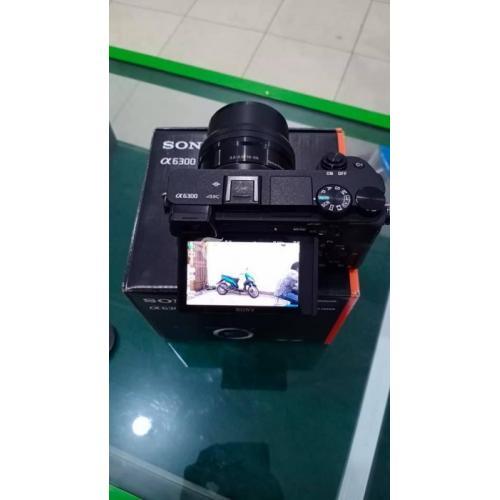 Kamera Sony A6300 Bekas Mirrorless Murah Lensa Kit Lengkap Normal di