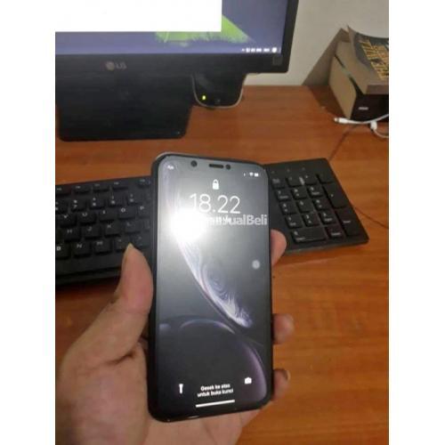 IPhone XR 64gb Black LL/A Fullset Bekas bagus Mulus Original Normal No