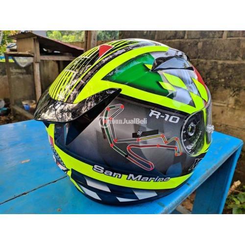 Helm KYT R10 Bekas Full Face Murah Normal Mulus Jarang Pakai di