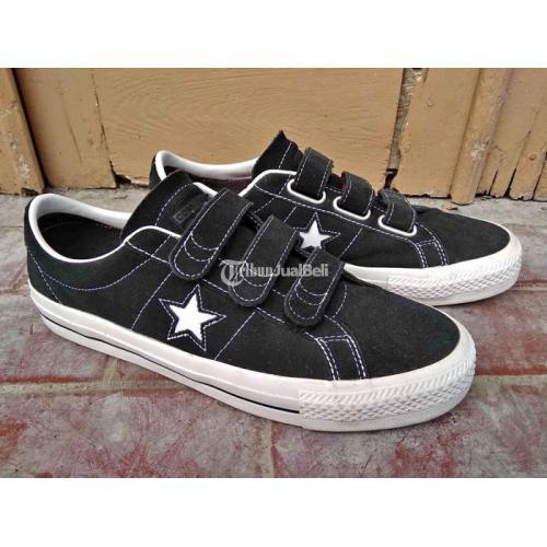 Sepatu Sneakers Converse One Star Pro Velcro Size 11US Like New di Solo TribunJualBeli