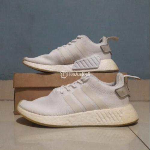 Harga nmd sale r2