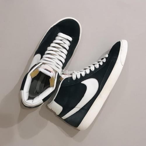 sepatu nike blazer