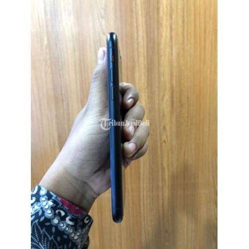HP Iphone XR 64GB Bekas Warna Grey Lengkap Normal Harga Murah - Sukoharjo
