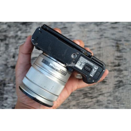 Kamera Mirrorless Fujifilm XT10 Kit 16di50 OIS II Bekas Normal No