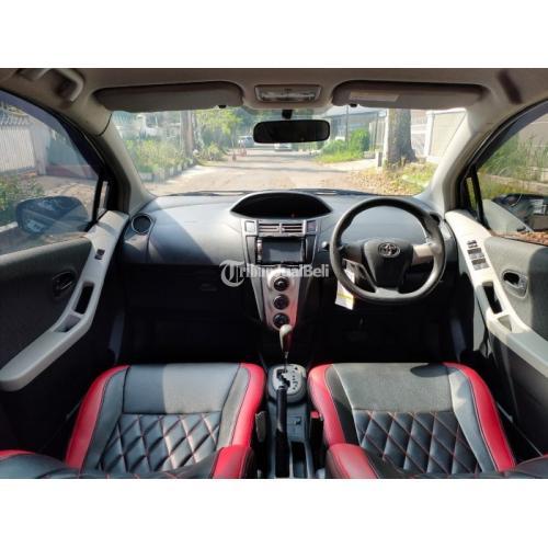 Toyota Yaris 1.5 E A/T 2013 Black Mobil Terawat Asuransi Bergaransi Nego - Bandung
