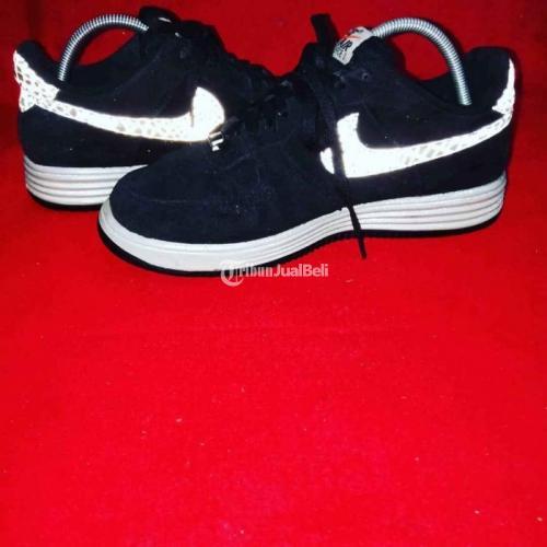 Sepatu Sneakers Nike Lunar Force Reflextif Size 41 Bekas Harga