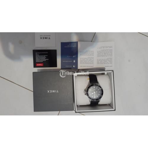 Jam Tangan Pria Timex Classic TW2R64400 Baru Original di Jember