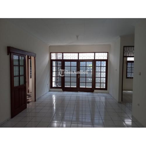 Dijual Ramah Second Luas 200/180 JLN.Jati Padang Baru - Jakarta Selatan