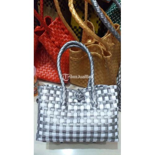 Tas Anyaman Jali Tersedia Beragam Pilihan Size S-XL Harga Grosir- Yogyakarta