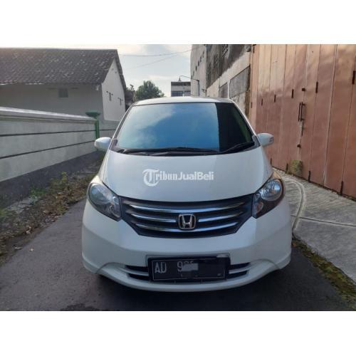 Mobil Honda Freed Matik 2011 Bekas Surat Lengkap Harga Nego - Solo