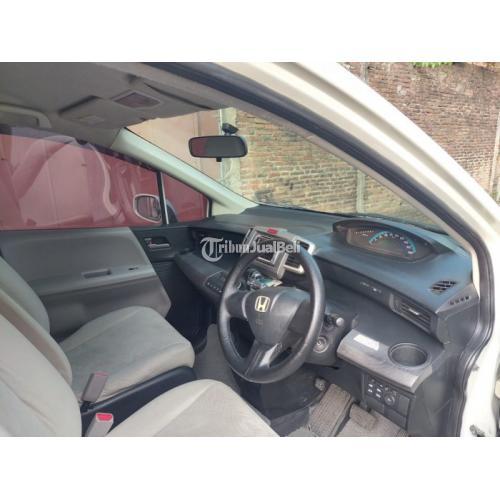 Mobil Honda Freed Matik 2011 Bekas Surat Lengkap Harga Nego - Solo