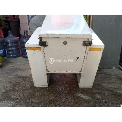 Box Motor Bahan Fiber Bagus Kedap Air Tidak Terlalu Berat Kokoh - Surabaya