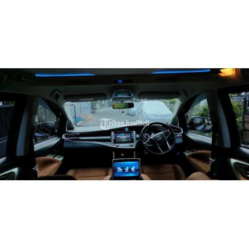 Mobil Toyota Innova Reborn Type V Diesel Automatic 2019 Bekas Low KM - Surabaya