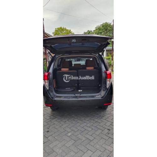 Mobil Toyota Innova Reborn Type V Diesel Automatic 2019 Bekas Low KM - Surabaya
