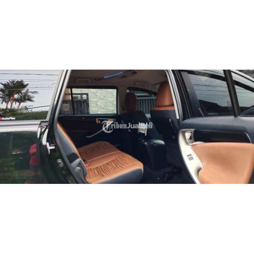 Mobil Toyota Innova Reborn Type V Diesel Automatic 2019 Bekas Low KM - Surabaya