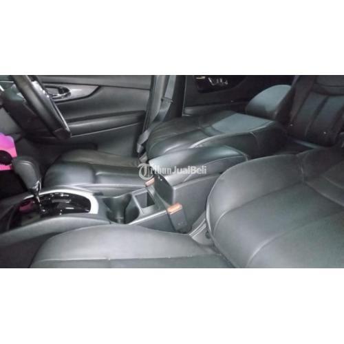 Mobil Nissan X-Trail AT 2015 Bekas Warna Hitam Terawat Bisa Kredit - Surabaya