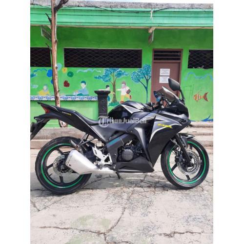 Motor Honda CBR 150 Build Up Thailand 2013 Bekas Surat Lengkap - Jakarta Selatan