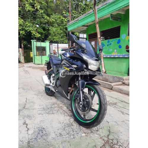 Motor Honda CBR 150 Build Up Thailand 2013 Bekas Surat Lengkap - Jakarta Selatan