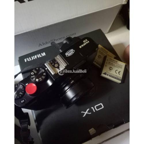 Kamera Mirrorless Fujidilm X10 Bekas Fullset Fungsi Normal di