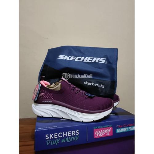 Harga skechers best sale relaxed fit