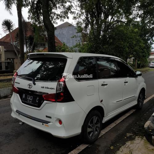 Mobil Toyota Avanza Veloz 2017 AT Bekas Dokumen Lengkap Toyota Record - Malang