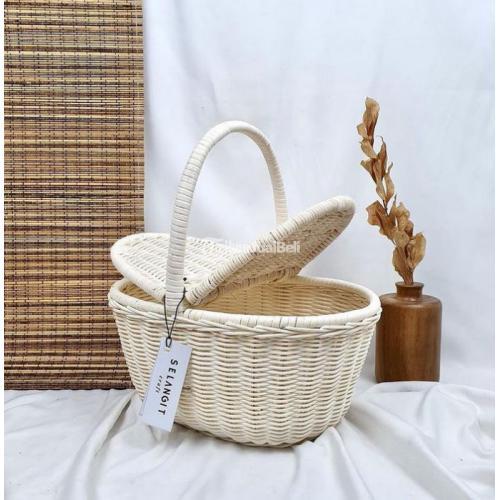 Kerajinan Oval Picnic Basket Lengkap dengan Penutup - Salatiga