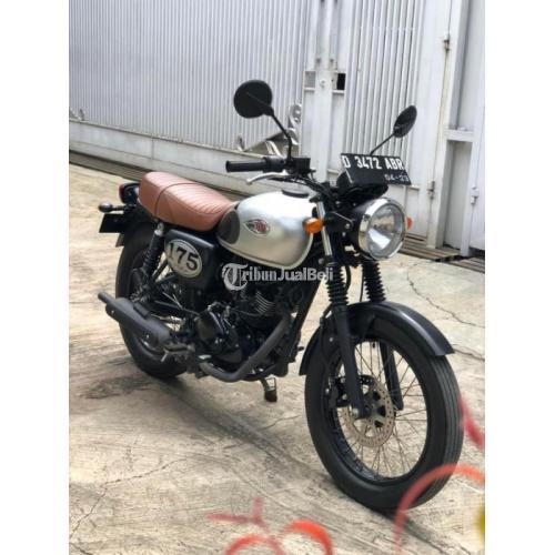 Motor Kawasaki W175 2018 Bekas Surat Lengkap Pajak On - Bandung
