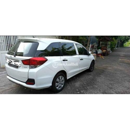 Mobil Honda Mobilio 2015 Manual Warna Putih Bekas Mesin Halus - Sidoarjo