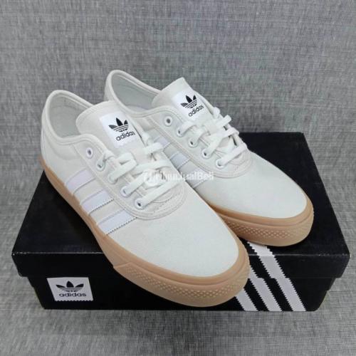 Sepatu Adidas Adiease Skateboarding White Gum Size BNIB