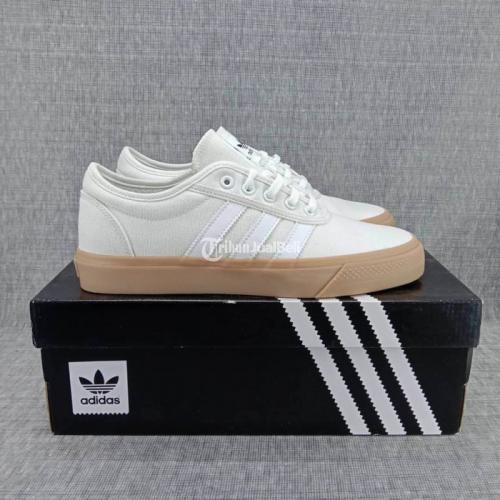 Sepatu Adidas Adiease Skateboarding White Gum Size BNIB