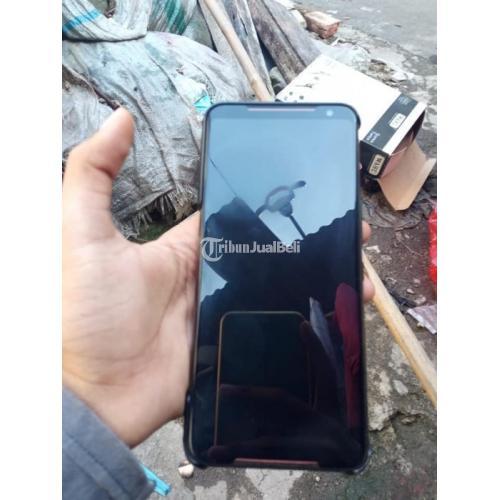 HP Asus ROG Phone 8/128Gb Fullset Dual Sim Baterai Awet Bekas di