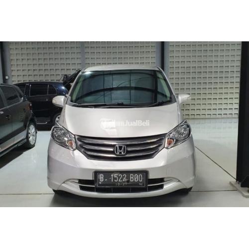 Mobil MPV Honda New Freed at 2011 Bekas Surat Lengkap Harga Promo - Jakarta