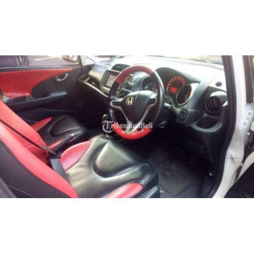 Mobil Honda Jazz RS MMC 2011 Matik Putih Mesin Halus Bekas Nego - Badung
