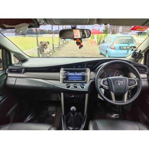 Mobil Toyota Innova Reborn 2015 2.0 Bensin Manual Bekas Orisinil Siap Pakai - Jogja