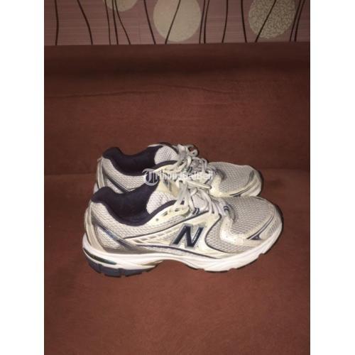 Sepatu new balance outlet running original